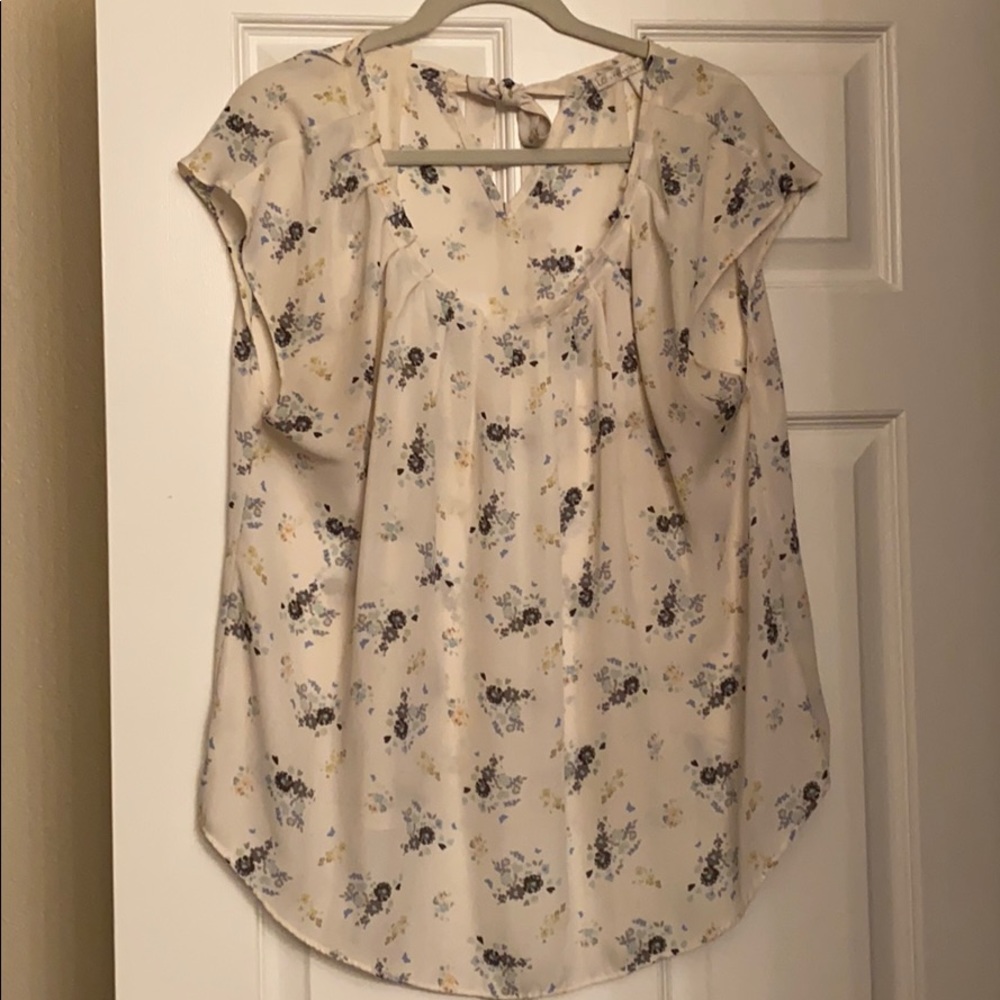 Lauren Conrad Blooms
